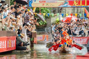 生日快乐！上海海港俱乐部今日成立18周年